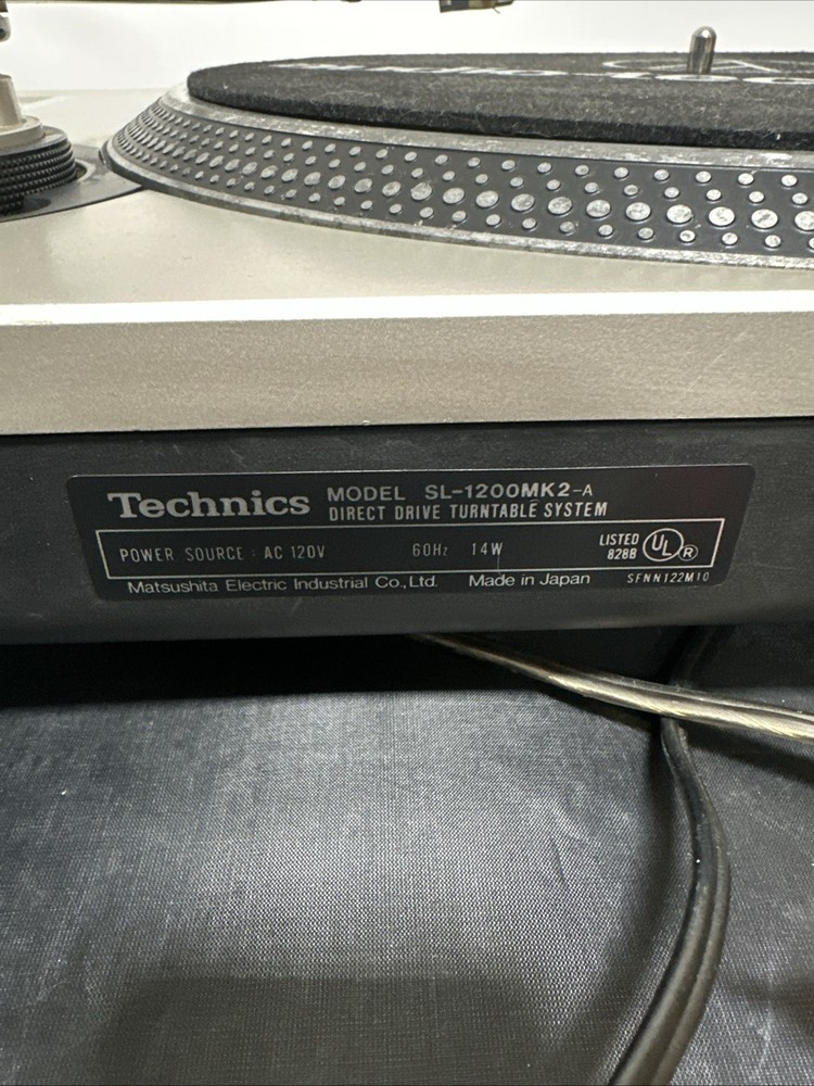 Technics SL-1200MK2 DJ Turntable - Silver Tested Working No Lid