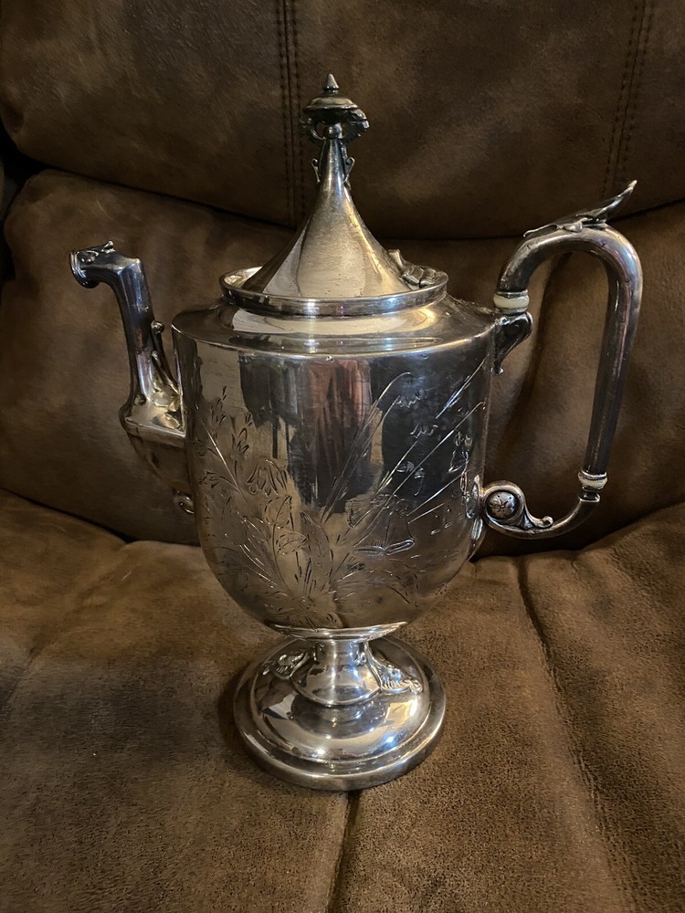 Vintage Reed and Barton silverplate teapot