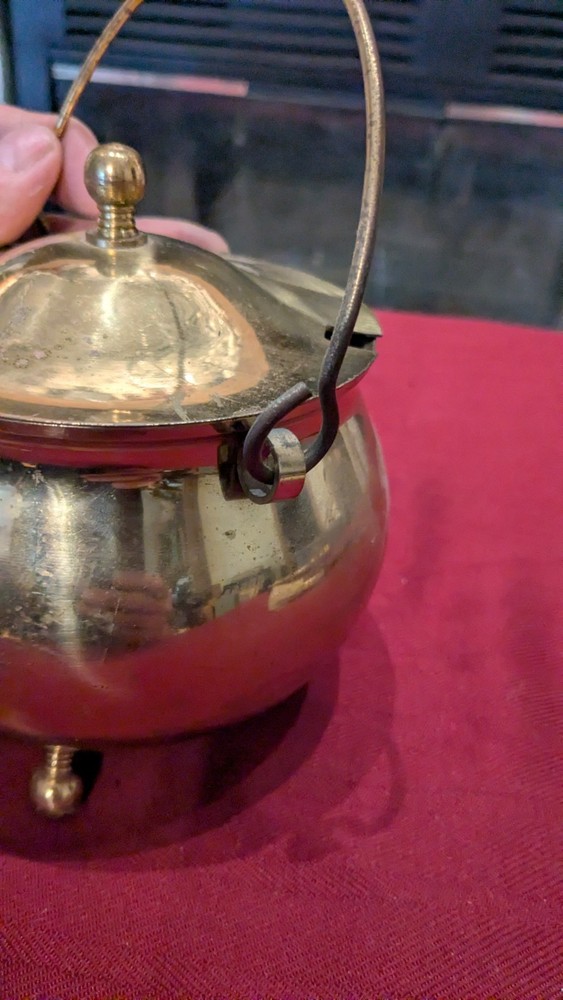 Solid Brass Smudge Pot Firestarter Cauldron W/Lid (No Wand) Excel. Cond.