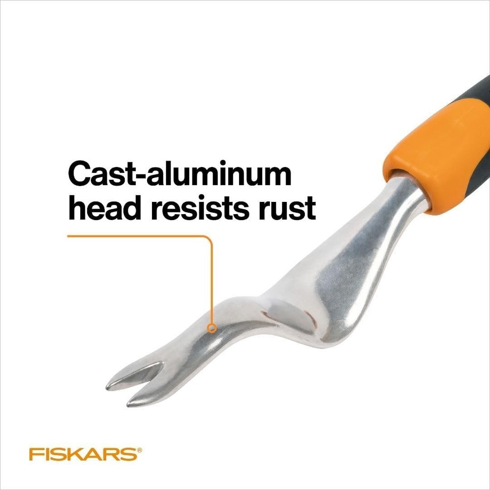 Fiskars Ergo Handle Weeder Garden Tool
