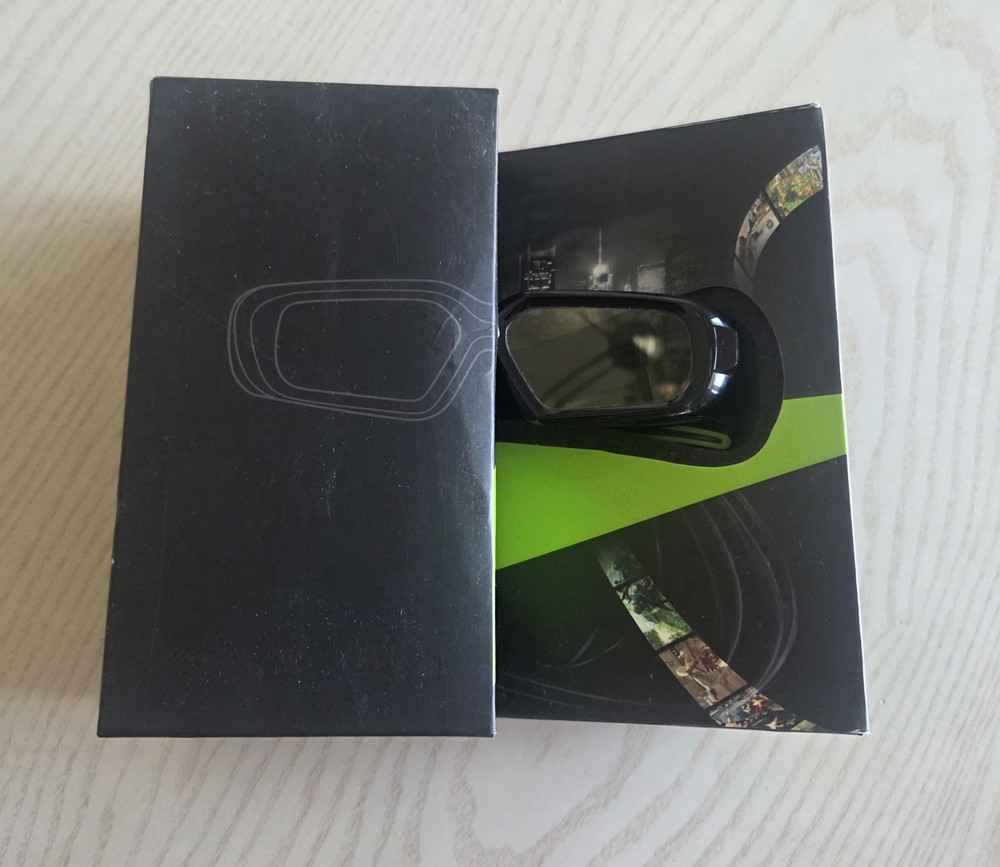 NVIDIA 3D Vision Wireless Glasses Model P854 Box