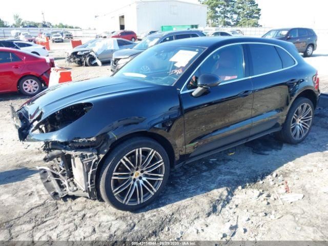 MACAN 2017 Glove Box 4906555