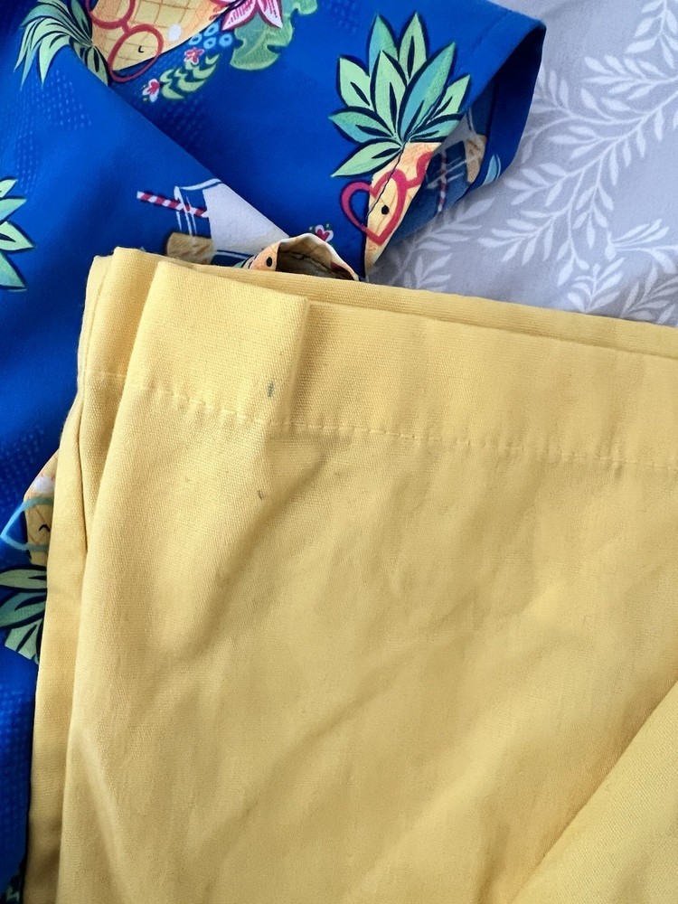 Size M/MT Zoe&Chloe/Winx Scrub Set