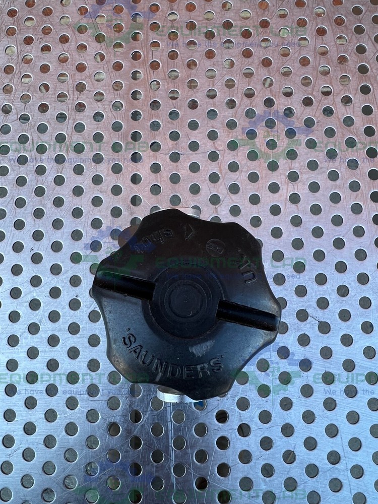 Saunders Diaphragm Valve w/ 1/2" Sanitary Fitting