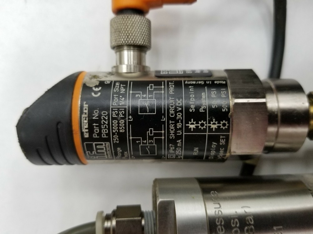 EFD VALVEMATIC MODEL 7000 DISPENSING SYSTEM