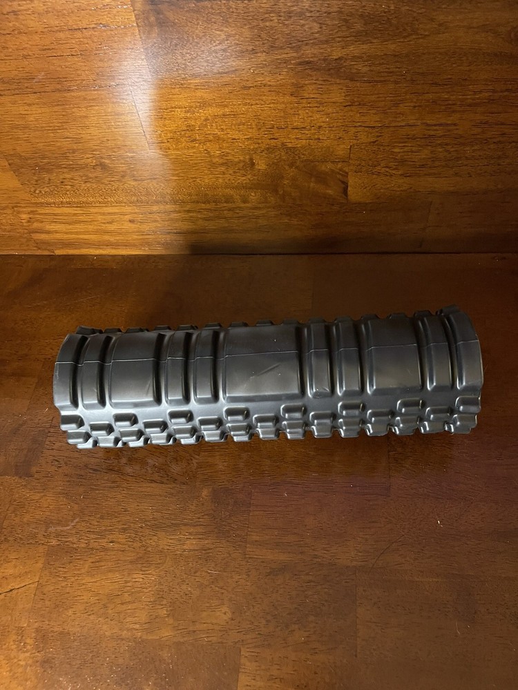 Capelli Foam Roller 12 Inches Long Solid Core 4 Inches Wide Small Mini Used