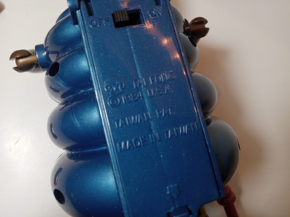 Outer Space Spider Electronic Walking Robot Lights 1984 Working in Box Working!