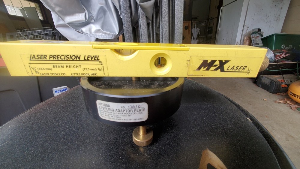 M-X precision laser level and leveling plate