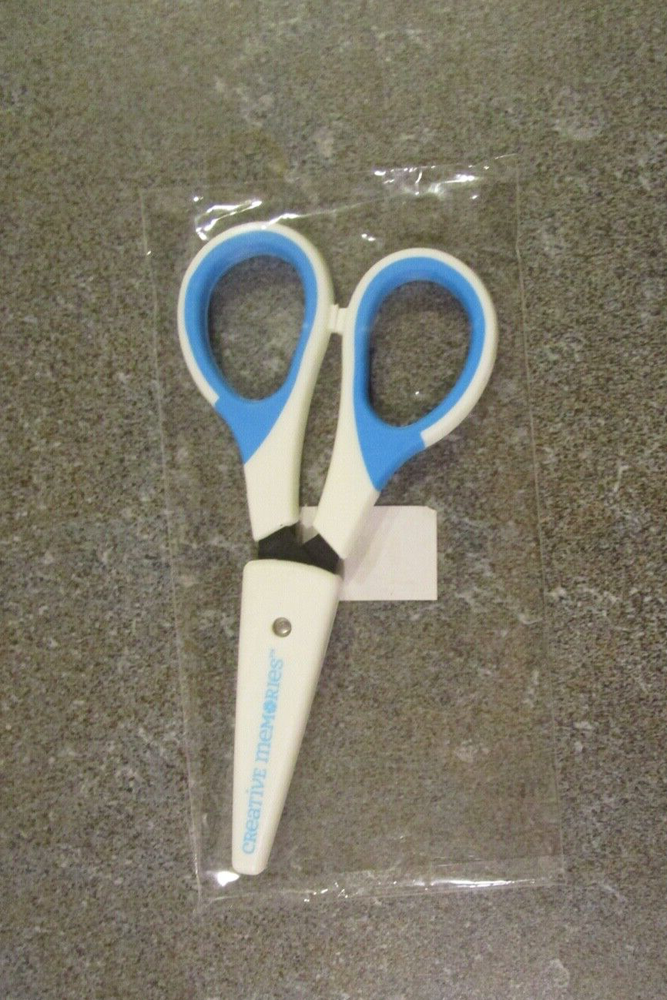 CREATIVE MEMORIES Micro-Tip Scissors Brand New