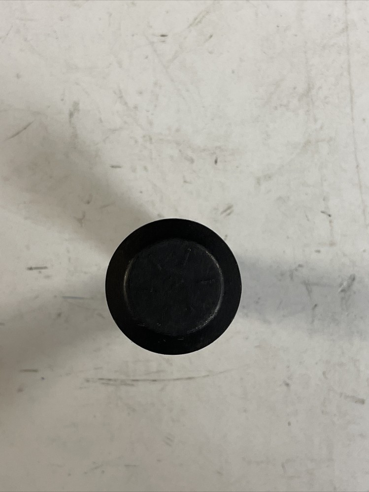 TDA R008947L MERITOR STUD - LEFT HAND