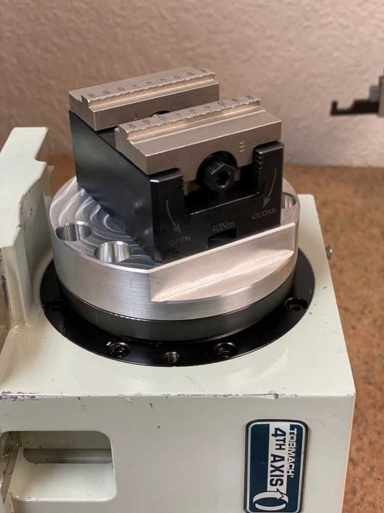 TORMACH microARC 4th axis ADAPTER & 3R CNC Self-centering Vise 8-55mm & HARDWARE