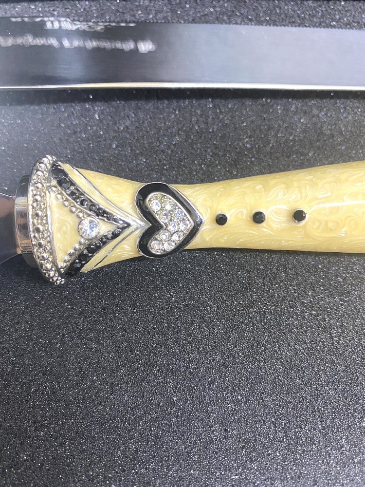 Dangling Jewel cake knife and server set