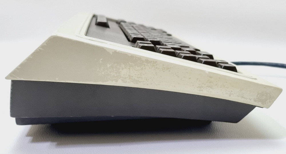 VINTAGE TERMINAL KEYBOARD RAYTHEON DATA SYSTEMS - FOR PARTS UNTESTED