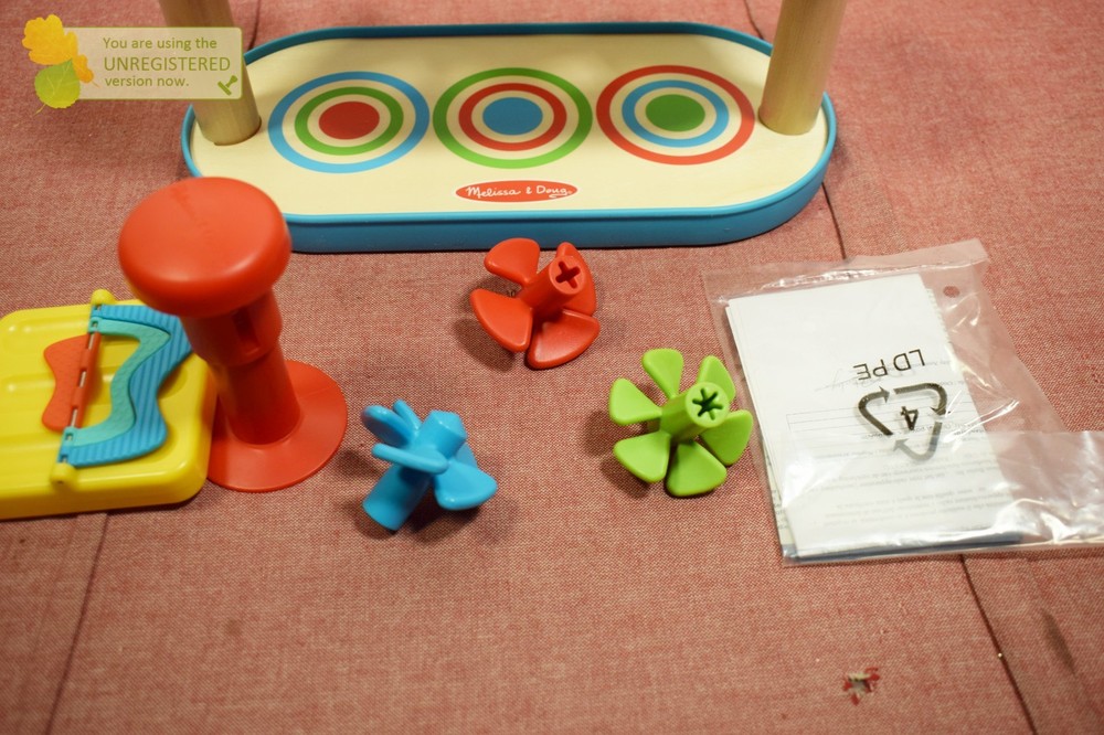Melissa & Doug Match & Push Spinning Tops