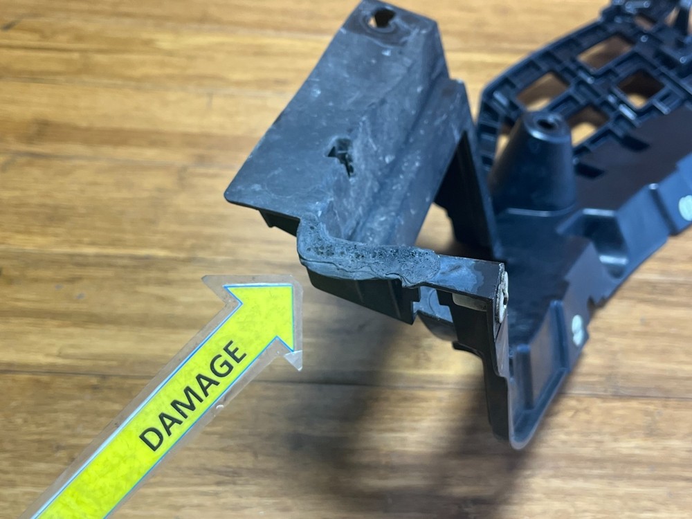 2015-2021 Porsche Macan S 95B Rear Right & Left Support Bracket Set 2 OEM NOTE