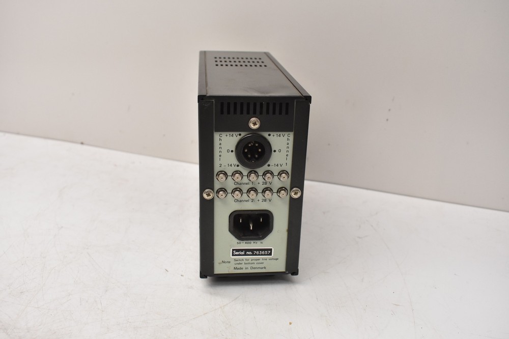 Bruel & Kjaer Power Supply Type 2805