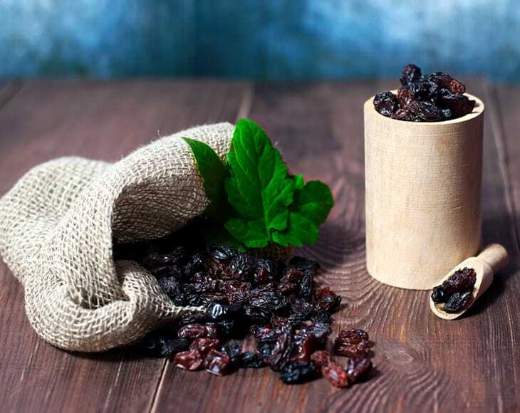 Bulk Black Thompson Raisins 10 Pound Wholesale Value Box