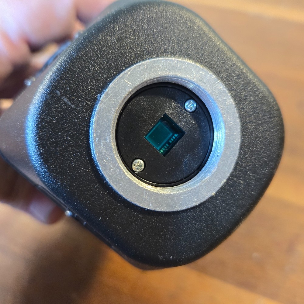 PELCO DSP COLOR CCD CAMERA CC3701H-2