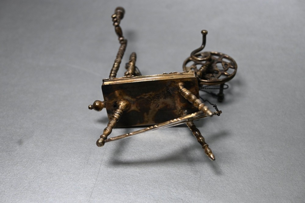 Antique DUTCH SILVER Miniature SPINNING WHEEL mechanical tool continental