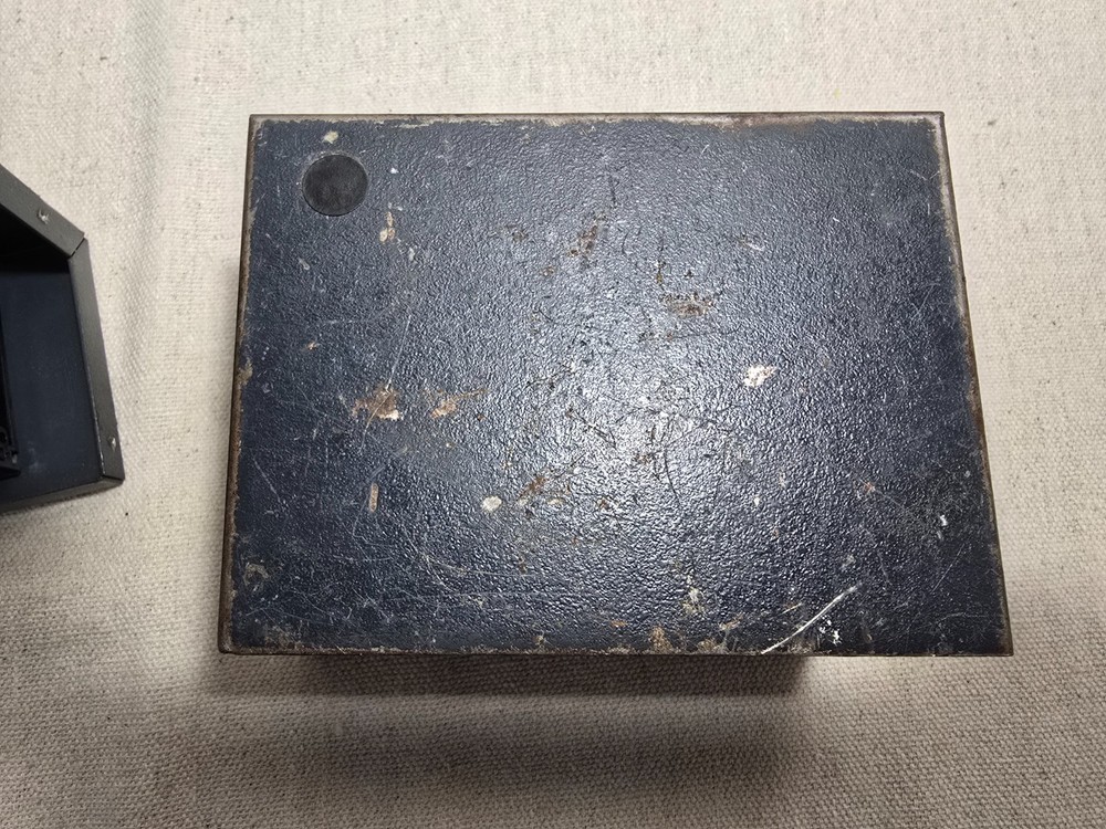 General Resistance Dial-An-Ohm Resistor Box Model DA 42-3, 4 Steps