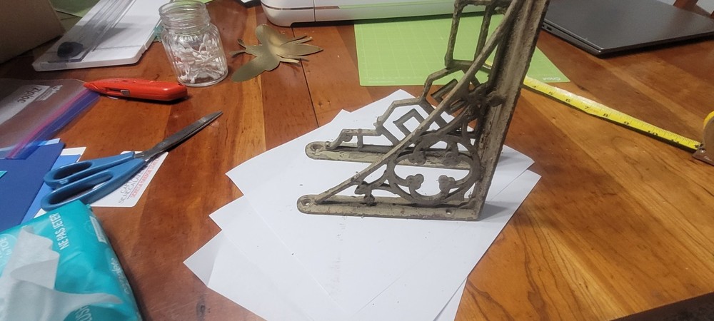 Antique Shelf Bracket S