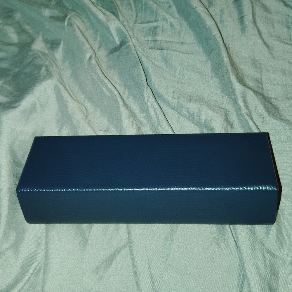 Brooks Brothers Blue Textured Hard Shell Glasses Case Gold Detailing EMPTY