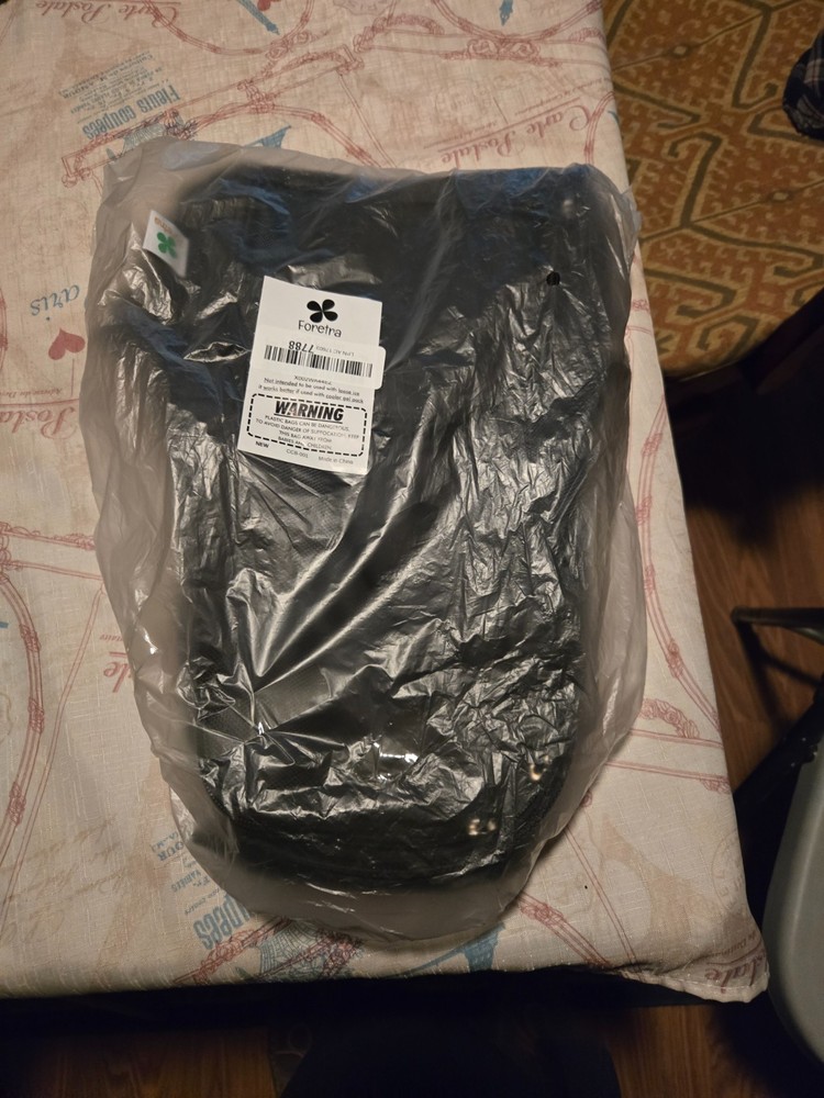 Foretra- Shoe Bag Cooler-New