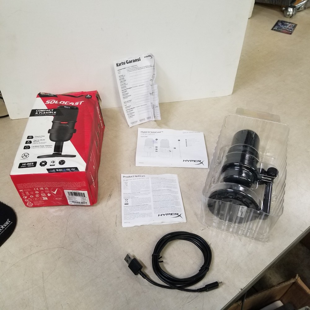 HyperX SoloCast USB Gaming Microphone - Black (4P5P8AA)