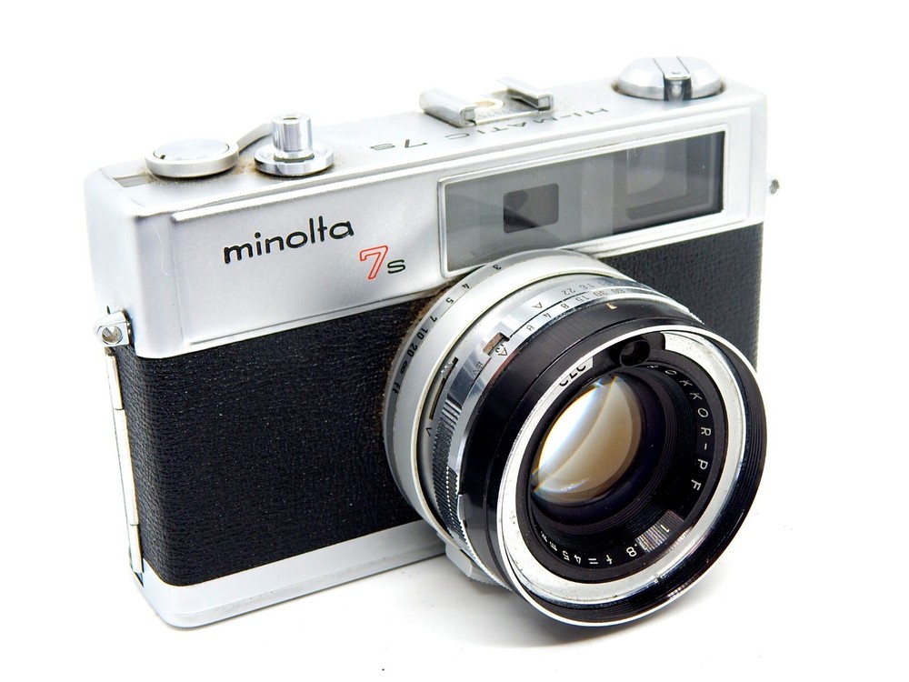 Minolta Hi-Matic 7s with ½ Case & Manual
