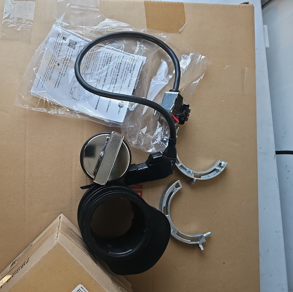 InSinkErator CCKIT-00A Evolution Batch Feed Adaptor Cover Control Kit, Black