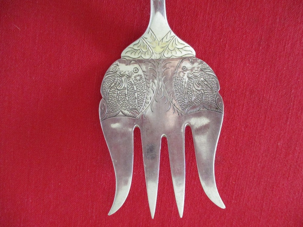 800 Silver Vintage Serving Fork, Floral Handle, Etched Pattern Utensil, 116 Gr