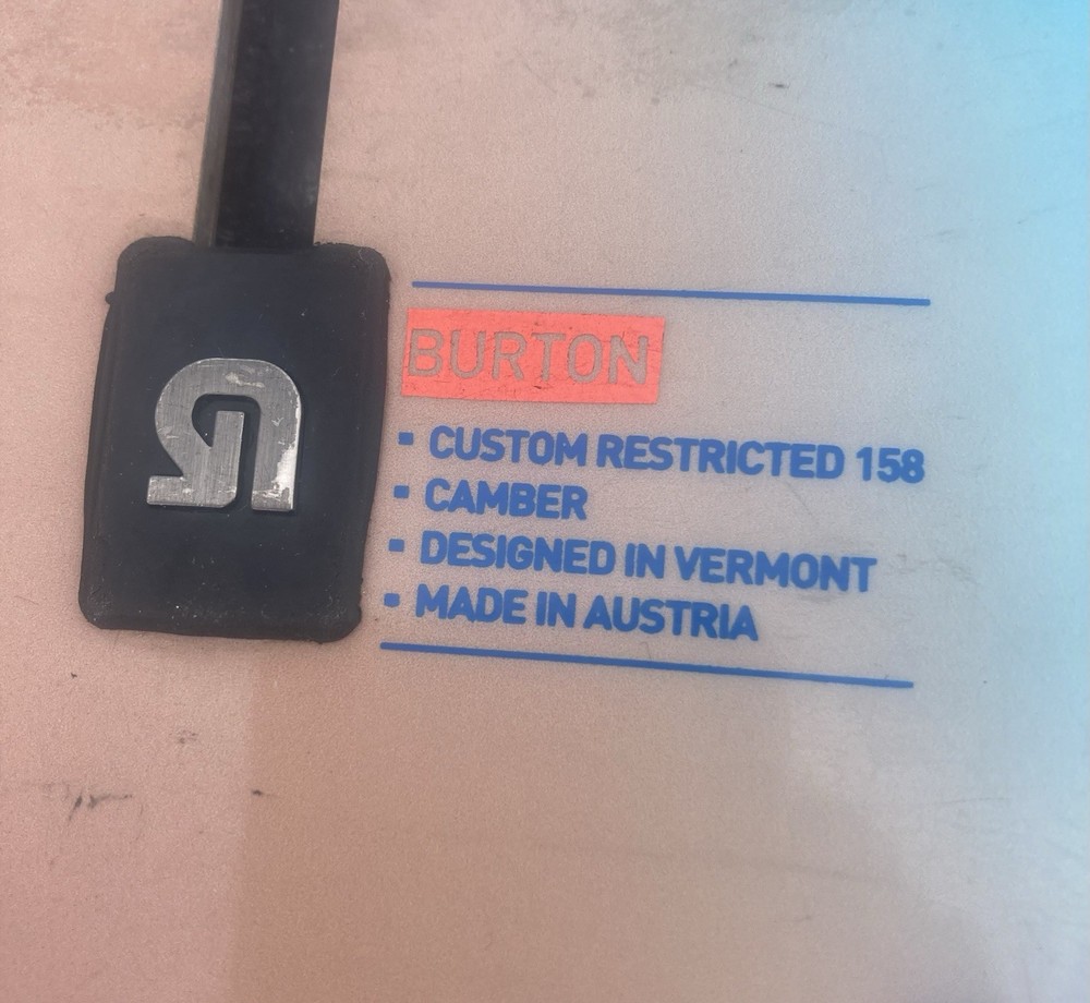 Burton Custom Restricted Snowboard 158 Camber