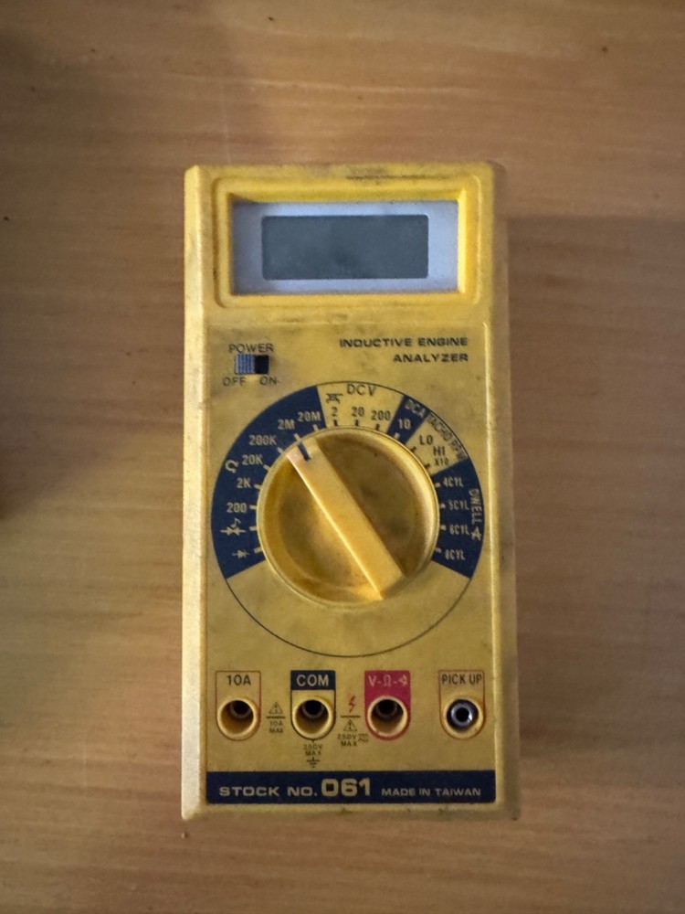 Stock No. 061 Digital Engine Analyzer