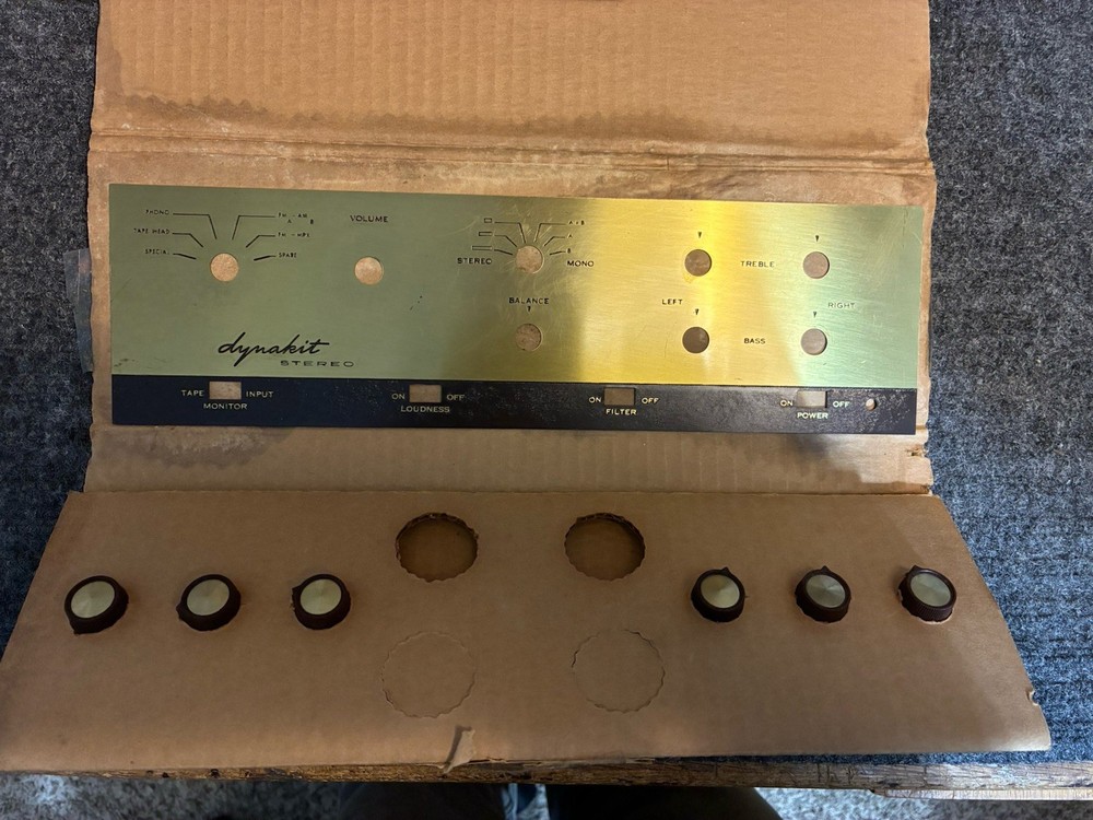 Dynakit PAS 2 Faceplate And 6 Small Knobs.