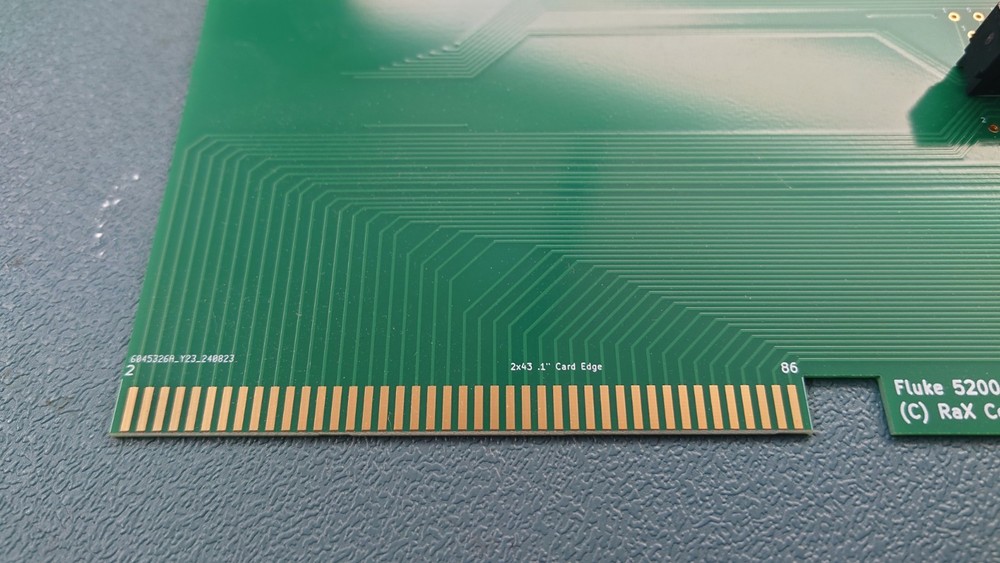 Fluke 5200A - extender card v0.2