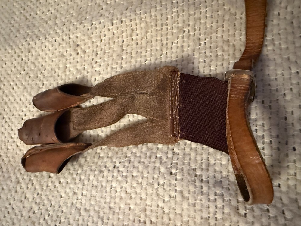 Vintage Leather Finger Tabs