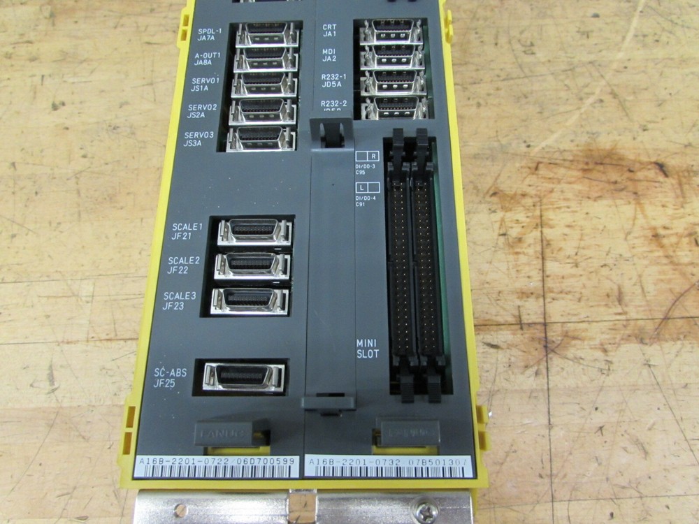 Fanuc A16B-2201-0722 / 0732 IO Unit
