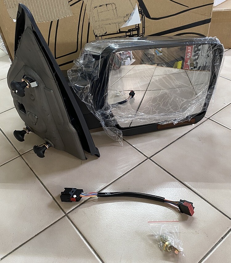 ECCPP Right Towing Mirror Replacement  For 04-14  Ford F150 Heated Puddle Turn