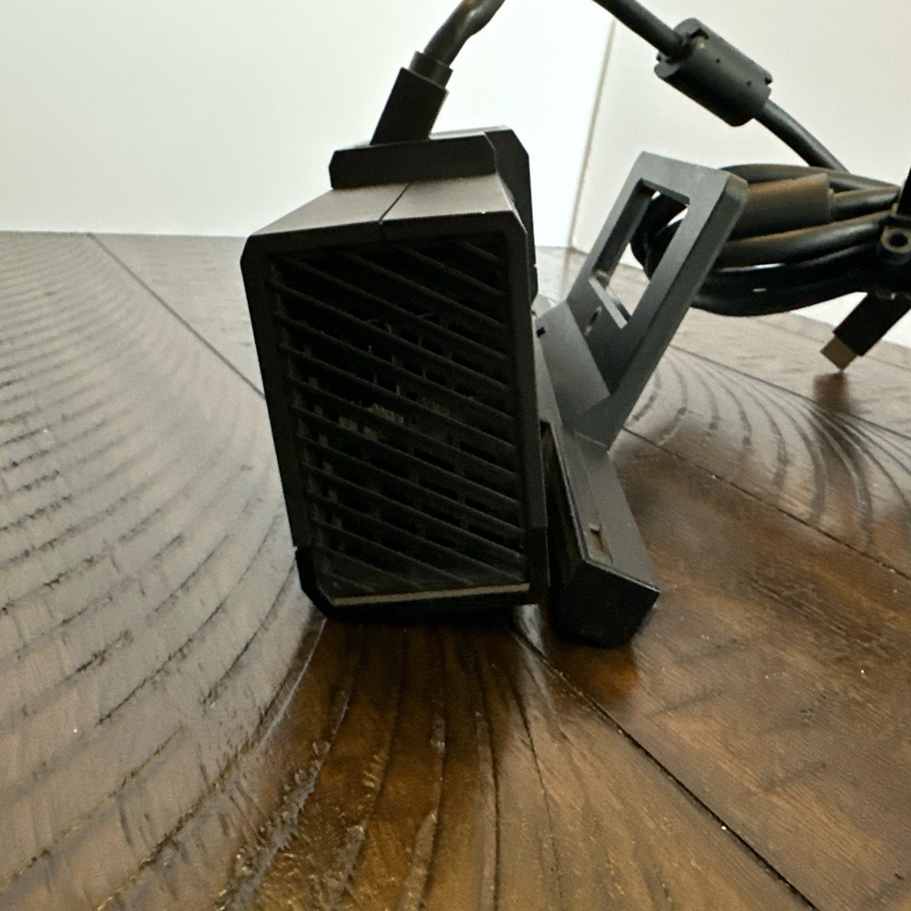 Microsoft XBOX One Motion Kinect Sensor Bar Camera Model 1520 OEM Genuine Black