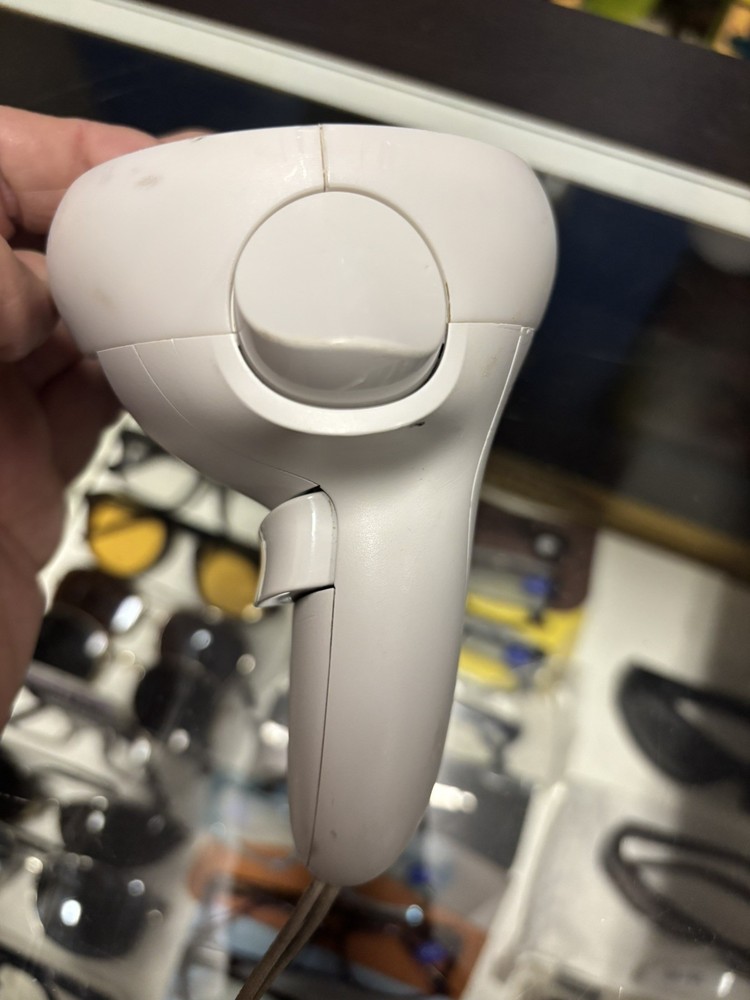 Meta Oculus Quest 2 VR Right Hand Controller Only