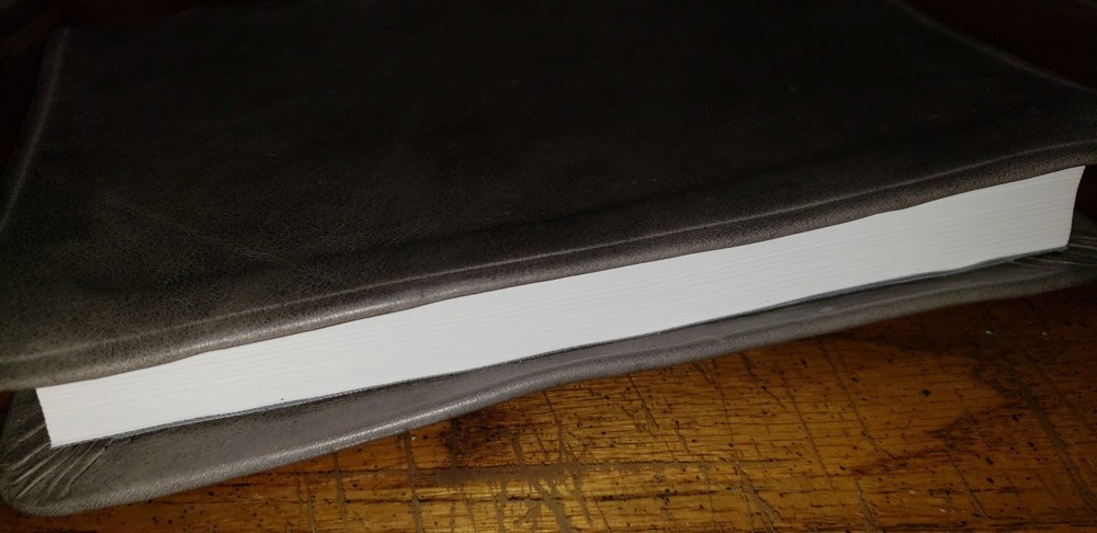 La Santa Biblia rebound Cowhide Spanish