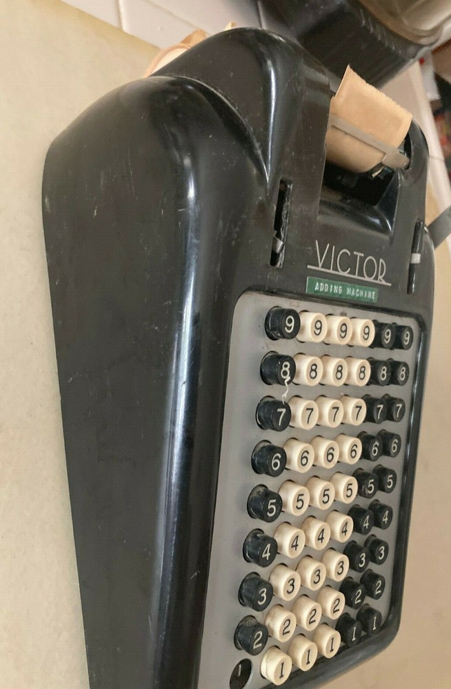Vintage Hand Cranked Victor Adding Machine 6 Column