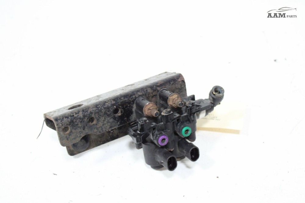 2018-24 FREIGHTLINER CASCADIA ABS MODULATOR VALVE SOLENOID BENDIX OEM