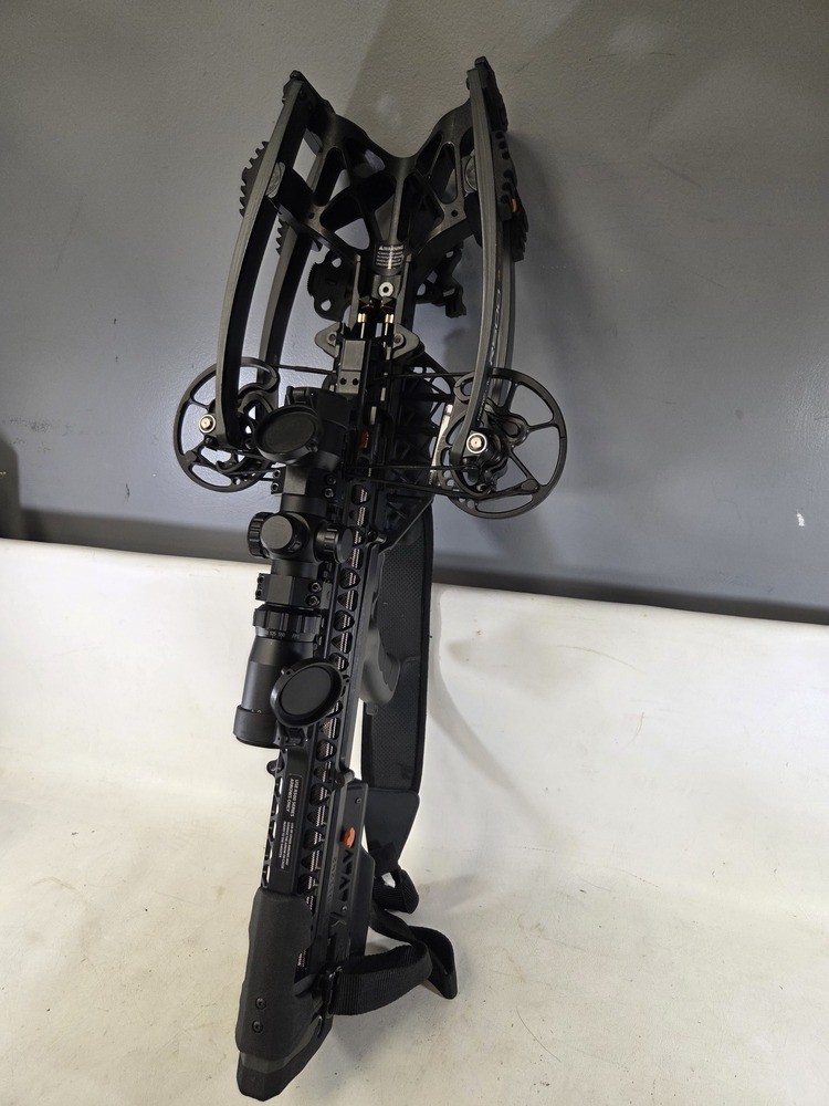 Ravin R500E Black Compound Crossbow