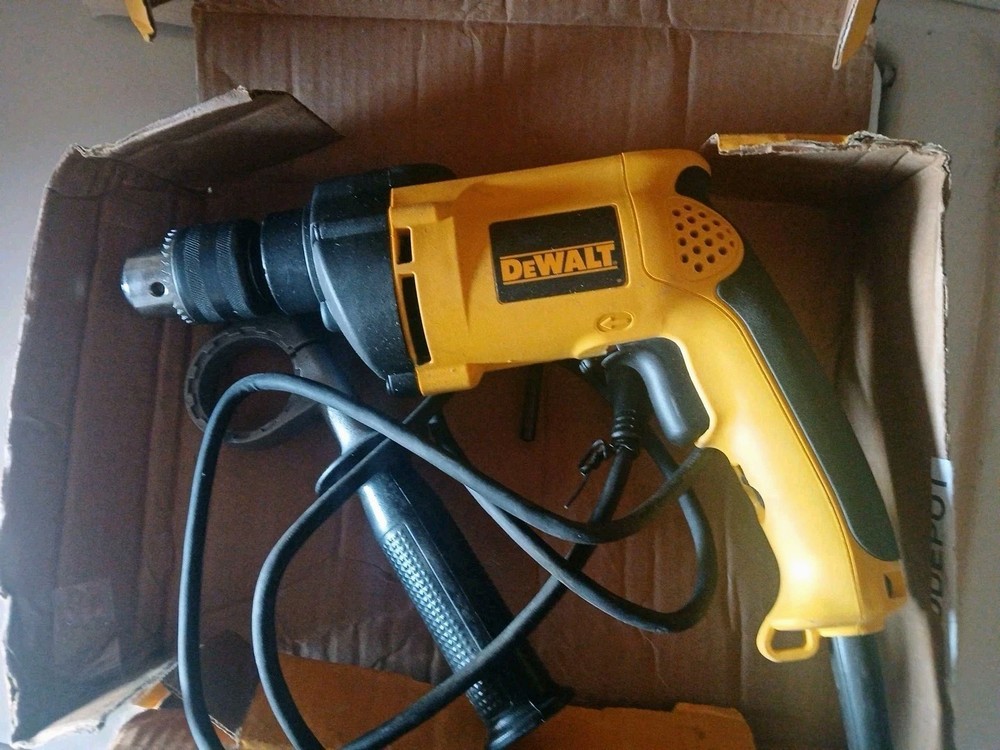 DEWALT DW511 1/2" VSR Single Speed Corded Hammerdrill