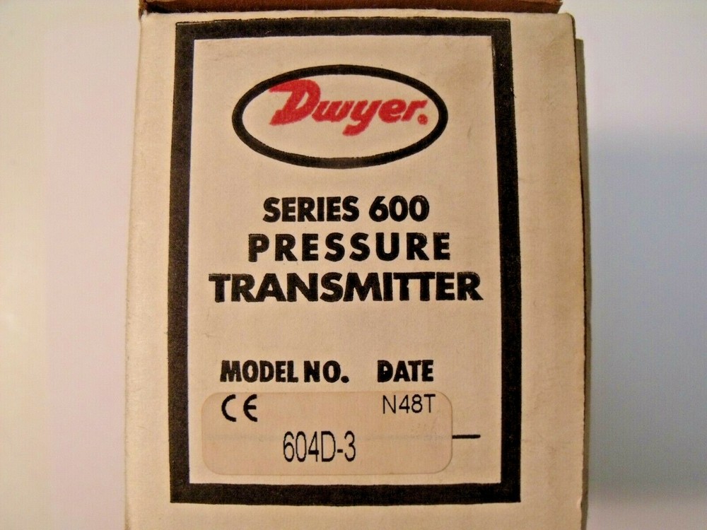 NIB Dwyer Model 604D-3 Series 600 Minihelic Diff Pressure Indicating Transmitter
