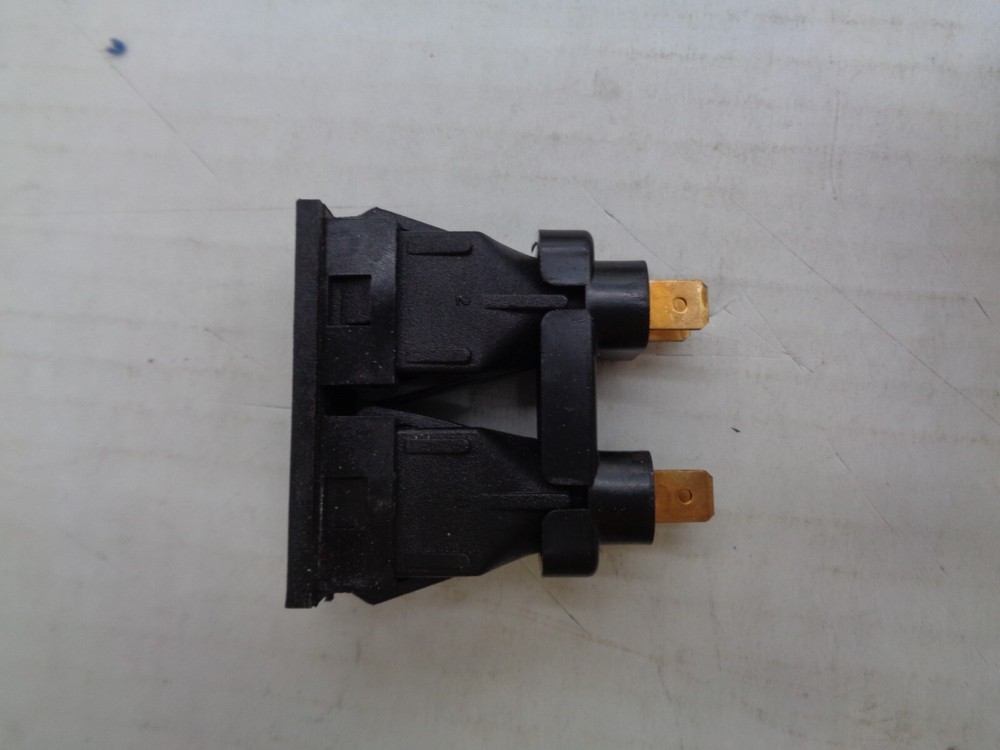 AGCO LAMP WARNING - 72259219 - BOX15