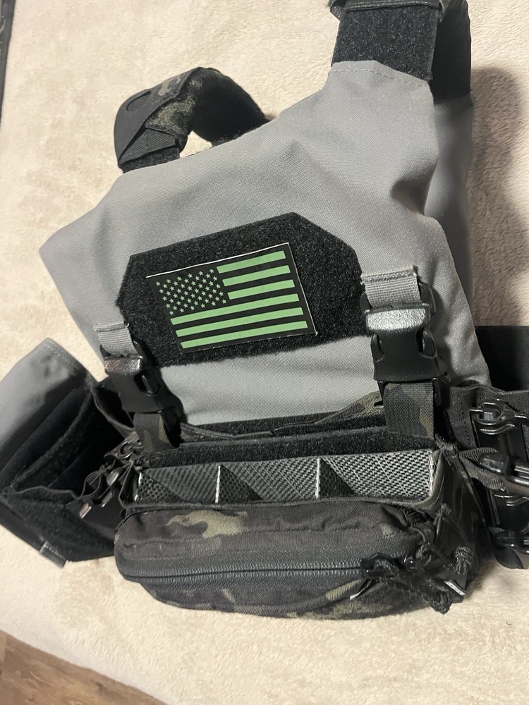 TREX AC1 PLATE CARRIER (No Plates)