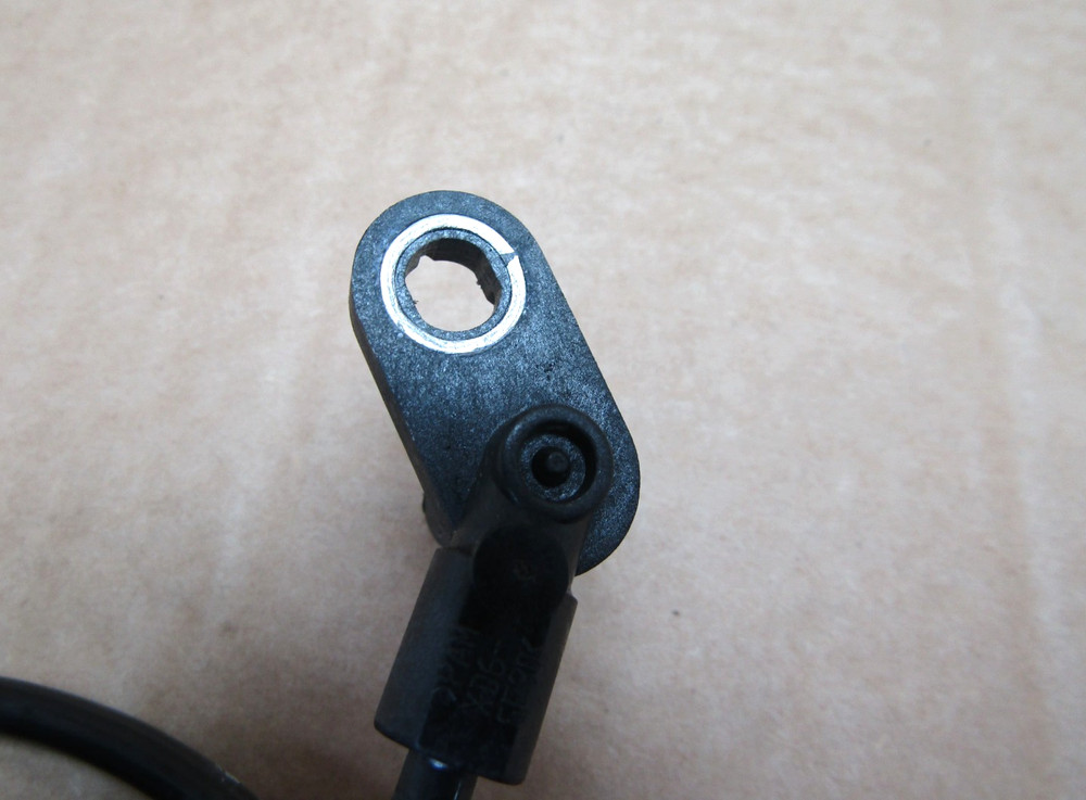Kawasaki Z900 RS 2019 2,855 miles front ABS sensor (5599)
