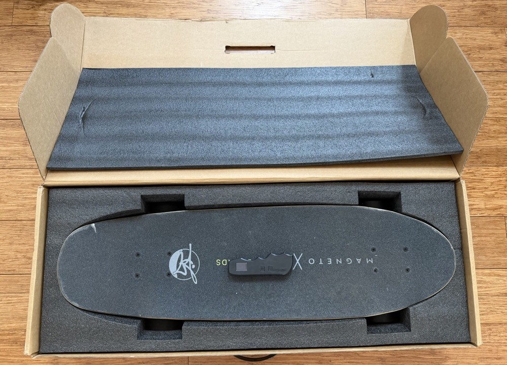 Bustin Boards Magneto Cali Cruiser
